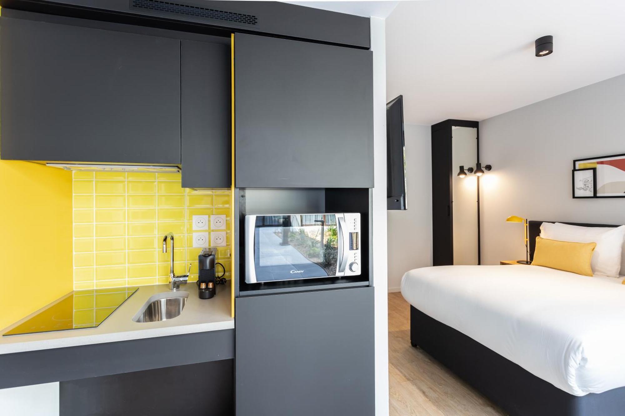 Staycity Aparthotels Bordeaux City Centre Стая снимка