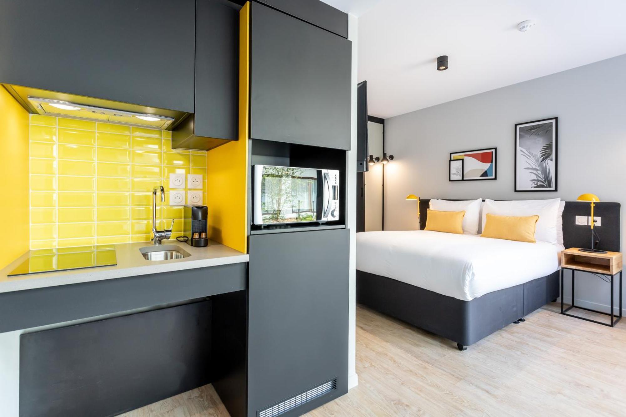 Staycity Aparthotels Bordeaux City Centre Стая снимка